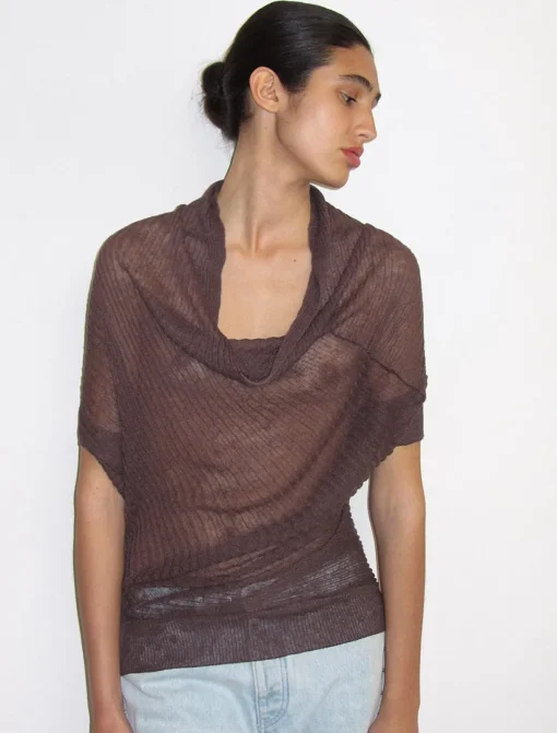 Sale No 2030/Asuan Kvinder Toppe